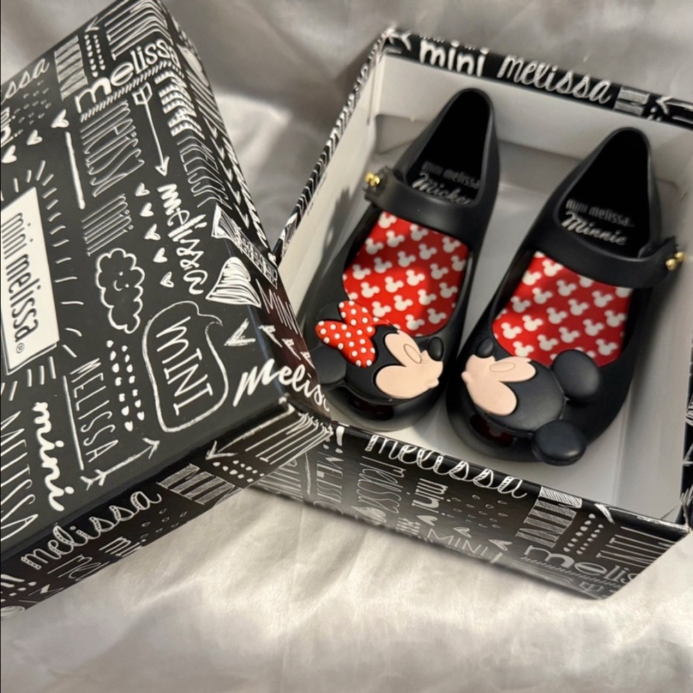 BNIB**Melissa Kids' Black and Red Minnie Mouse Jelly Shoes